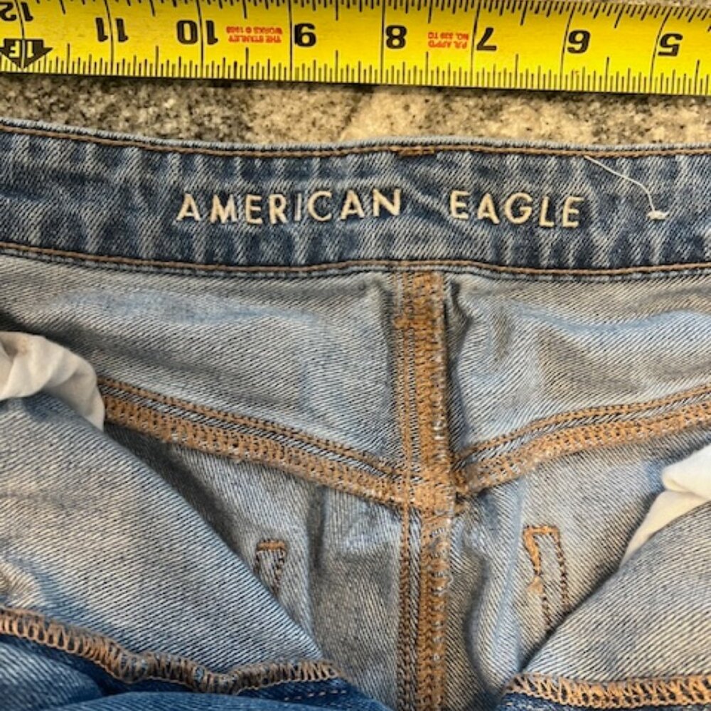 American Eagle Outfitters ripped mom jeans high waist straight leg - Picture 2 of 12